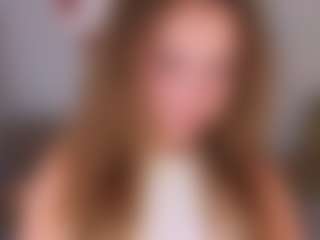 Live cam show with JanetBrewer - Normal on Streamer API