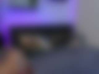 JoannePierce's Live Sex Cam Show
