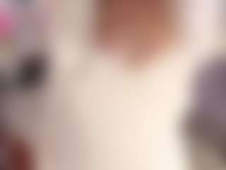 JoannePierce's Live Sex Cam Show