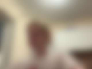 Live cam show with LeidaHolster - College on Streamer API