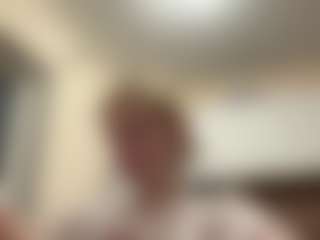 Live cam show with LeidaHolster - Thin on liverealitysex.com