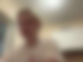 Live cam show with LeidaHolster - Spank Blonde Hair on Gym Cam Girls