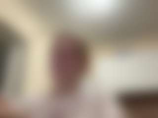 Live cam show with LeidaHolster - Bedroom on camwithhim.com