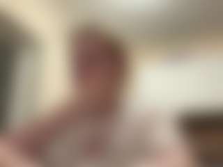 Live cam show with LeidaHolster - Smoking on Hubzter Live