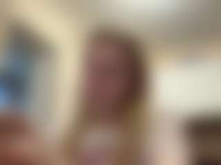Live cam show with LeidaHolster - Yoga Young Adult on Camversity