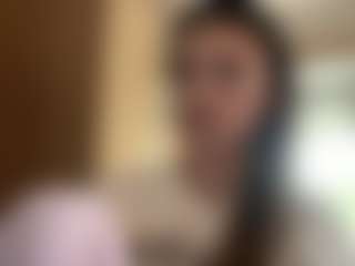LeoneHuyard's Live Sex Cam Show