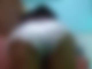 Liarouse04's Live Sex Cam Show