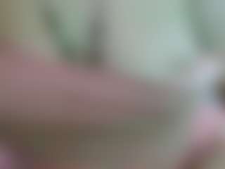 Liarouse04's Live Sex Cam Show