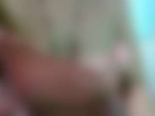 Liarouse04's Live Sex Cam Show
