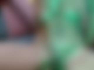 Liarouse04's Live Sex Cam Show