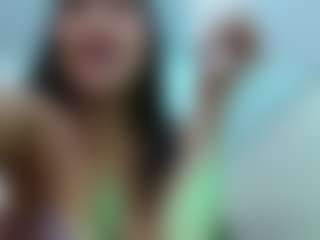 Liarouse04's Live Sex Cam Show