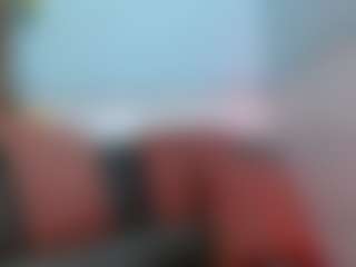 Liarouse04's Live Sex Cam Show
