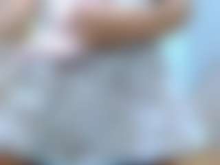 Liarouse04's Live Sex Cam Show