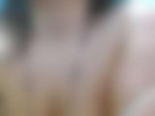 Liarouse04's Live Sex Cam Show
