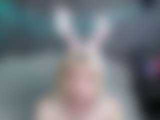 Live cam show with lil_lolly67 - Facial Piercings on livesuperchat.net
