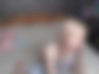 Live cam show with lil_lolly67 - Nipple Piercings on Camming Site