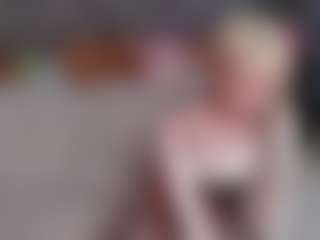 Live cam show with lil_lolly67 - Blonde Hair Petite on Camsoda