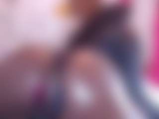 Lucy-03's Live Sex Cam Show
