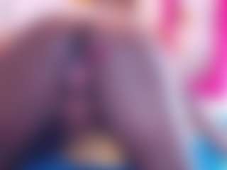 Lucy-03's Live Sex Cam Show