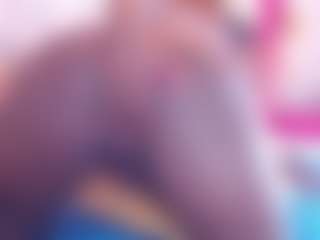 Lucy-03's Live Sex Cam Show