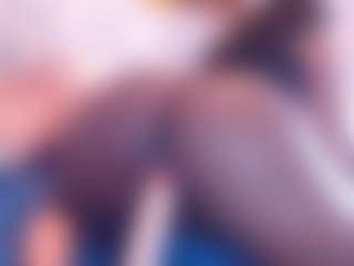 Lucy-03's Live Sex Cam Show