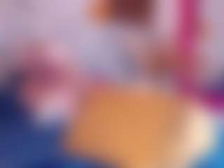 Live cam show with Lucy-03 - Tattoos on livesuperchat.net
