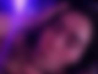 Live cam show with mariasweetdark - Erotic Dance on camgirlchat.live