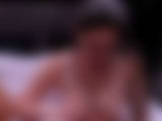 Live cam show with mariasweetdark - Bedroom on Camiplay Live