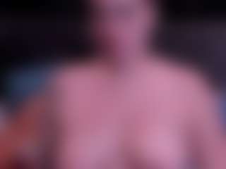Live cam show with mariasweetdark - Body Builder on https://playwithruby.com