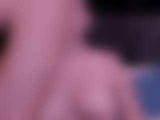 Live cam show with mariasweetdark - Blowjob on Dare Cams