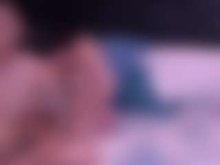 Live cam show with mariasweetdark - Blowjob on Soda Cam