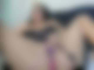 MelaniVega's Live Sex Cam Show