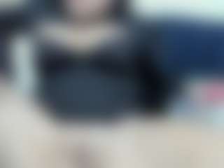 Live cam show with MelaniVega - Average on Uber Horny