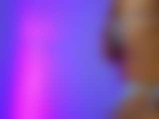 Live cam show with Roussebunny1 - White on AdultVida.com | colombia