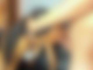 Live cam show with TesoroMalibu - Teen (18+) on camgirlchat.live