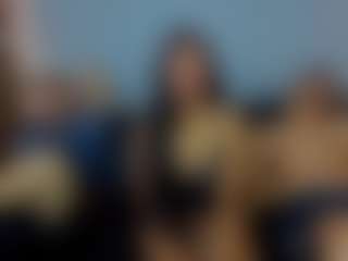 Live cam show with TesoroMalibu - Blowjob on TeamSkeetLive