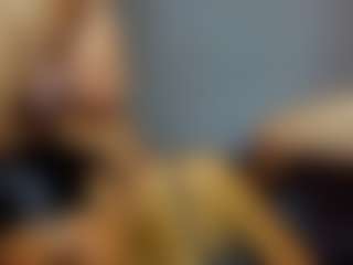 Live cam show with TesoroMalibu - Tease on Camsoda