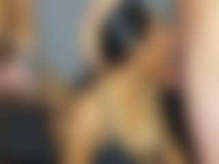 Live cam show with TesoroMalibu - Italian Young Adult on Camversity | colombia