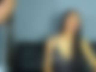 Live cam show with TesoroMalibu - Teen (18+) on hrnylive.com