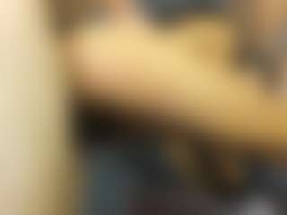 Live cam show with TesoroMalibu - Strip on madthumbs