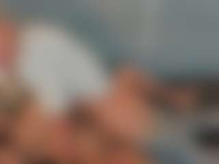 Live cam show with TesoroMalibu - Moaning on CamwithHer