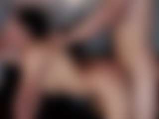 Live cam show with TesoroMalibu - Strip on Dare Cams
