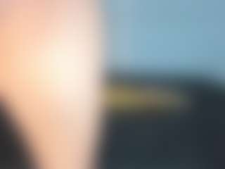 Live cam show with TesoroMalibu - Fingering on madthumbs