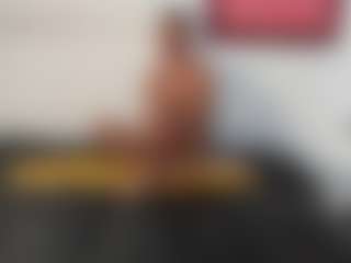 Live cam show with TesoroMalibu - Ass Bouncing on dropp.cam