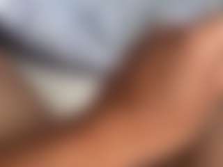 above-average05's Live Sex Cam Show