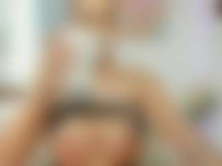 Spettacolo in cam dal vivo con Ahleyrosee - New Shaved Pussy su Camsoda