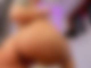 Ahleyrosee's Live Sex Cam Show