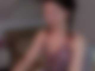 Live cam show with Carmen-Taylor - Oil on crypto-cams