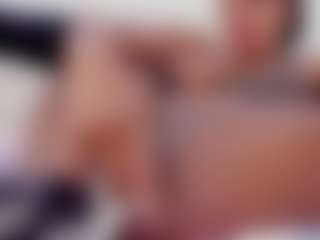 Live cam show with CelesteMilder - New Big Tits on makecum.org