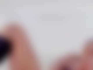 Live cam show with CelesteMilder - New Big Tits on TastyBlacksLive